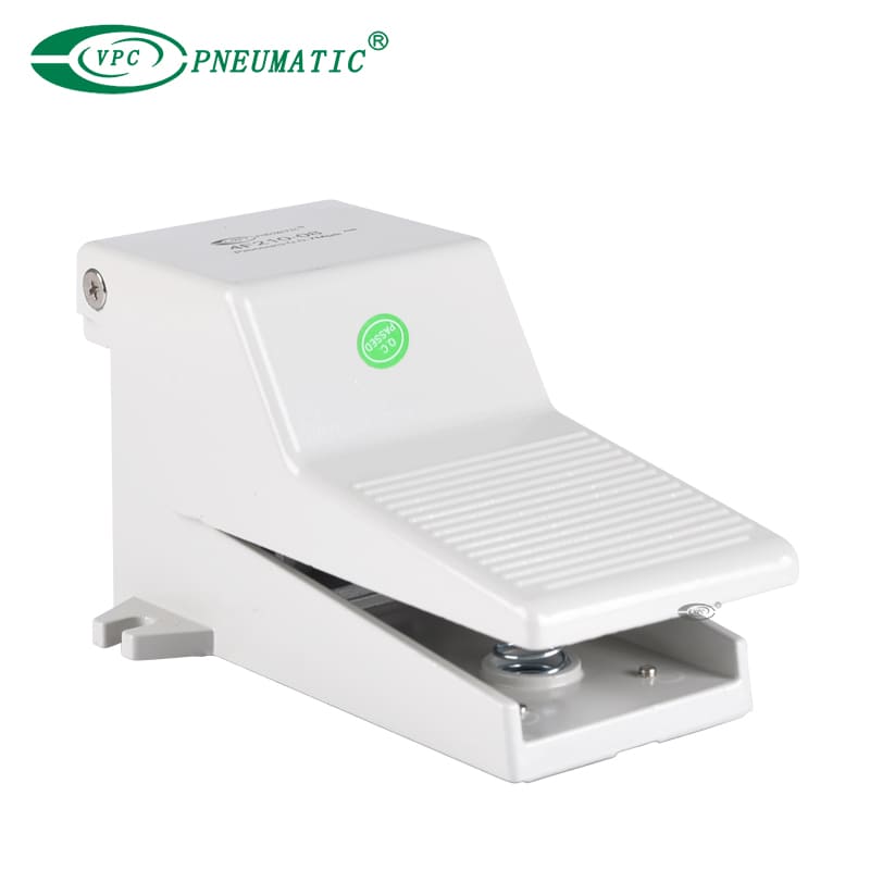 Válvula de pedal de 4F Series 5 Port 2 Position Foot, con bloqueo