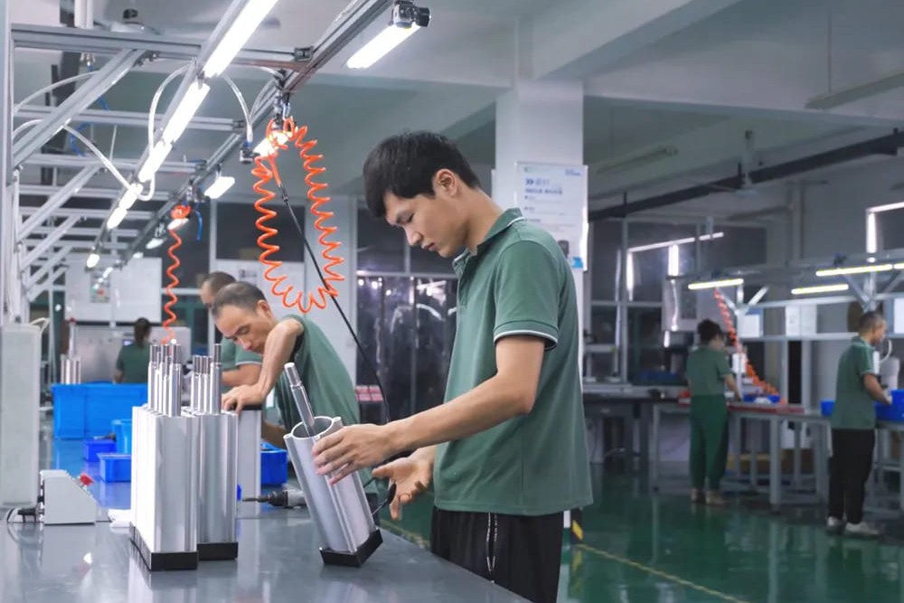 conjunto de cilindro neum&aacute;tico